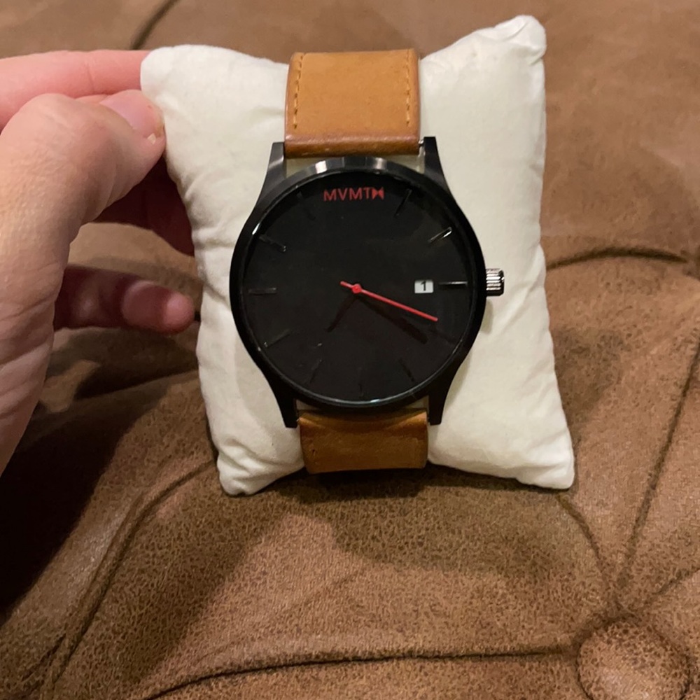 MVMT BLACK WATCH leather band quartz